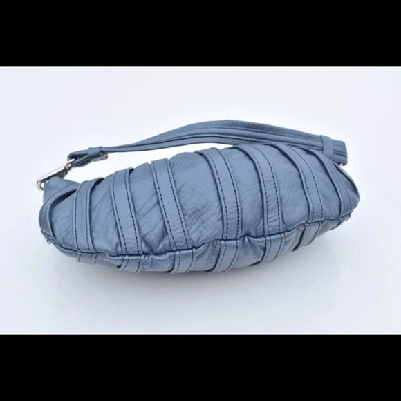 Calvin Klein shoulder bag - Picture 4 of 13